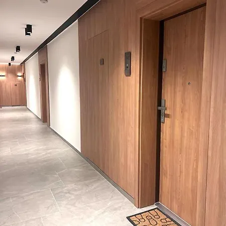 Brasovista - Paj Premium In Urban Plaza * Brasov