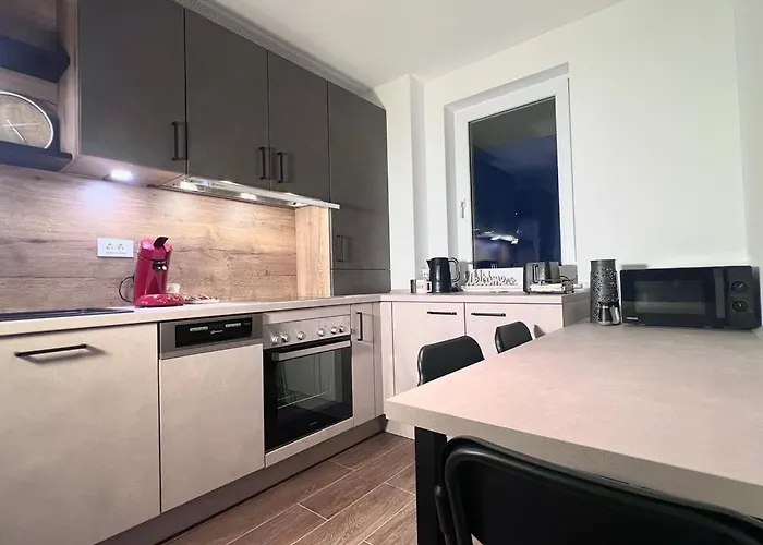 Brasovista - Paj Premium In Urban Plaza *