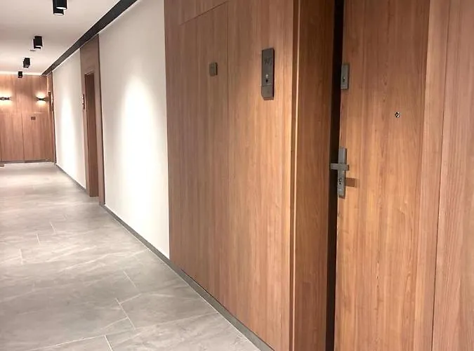 Brasovista - Paj Premium In Urban Plaza * Brasov