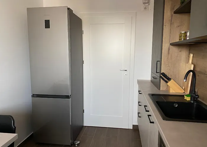 Brasovista - Paj Premium In Urban Plaza Apartment Brasov